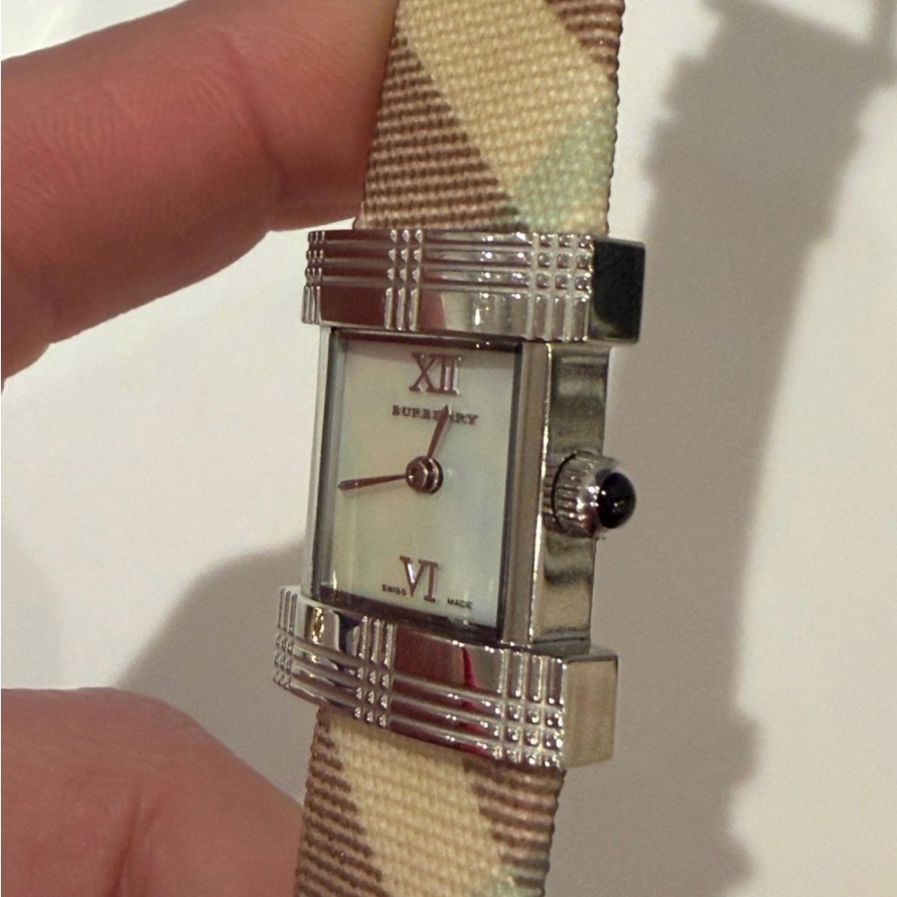 Burberry Watch - Picture 3 of 11